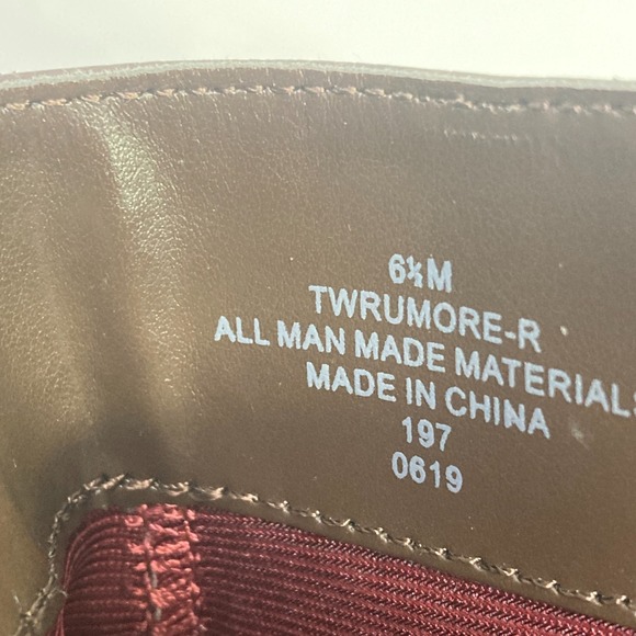 Tommy Hilfiger Women's Ankle Boots 6.5 M  Brown Flats Gold Tone Buckle TWRUMORE - Picture 3 of 9